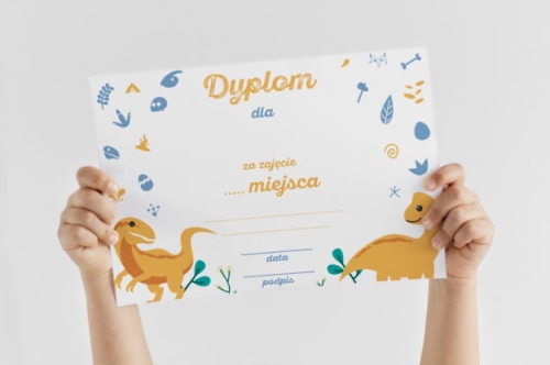 Dyplom mockup pusty.jpg