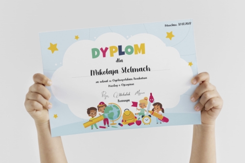 Dyplom mockup 6.jpg