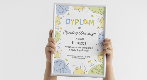 Dyplom mockup 9.jpg